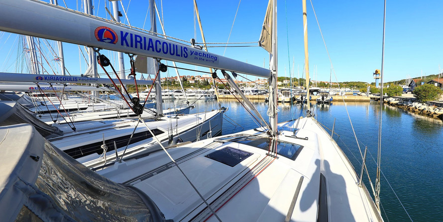 Dufour 382
