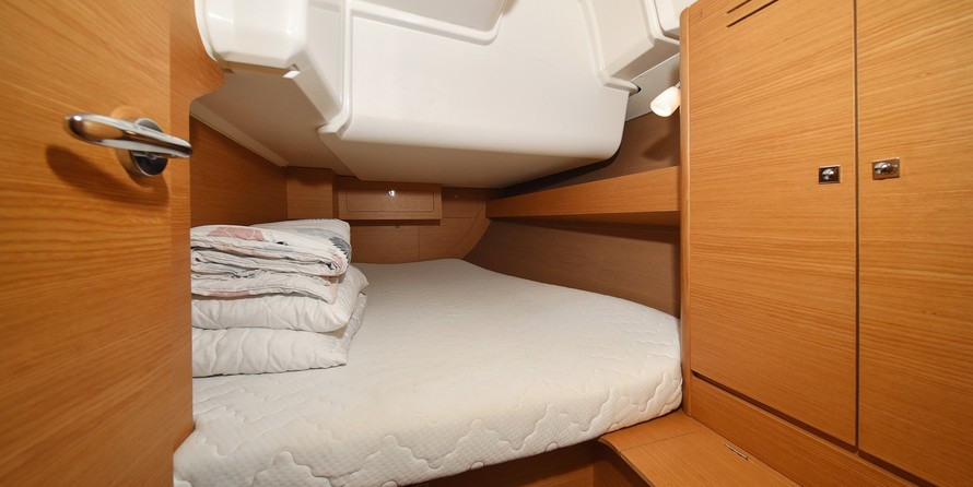 Dufour 382