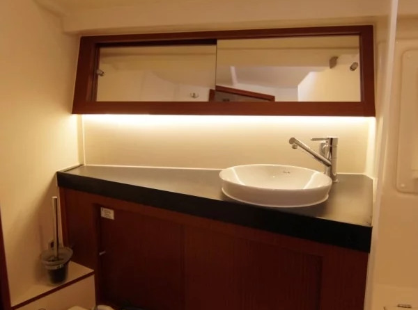 Hanse 415