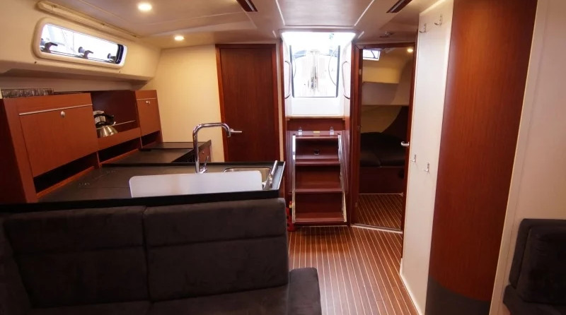 Hanse 415