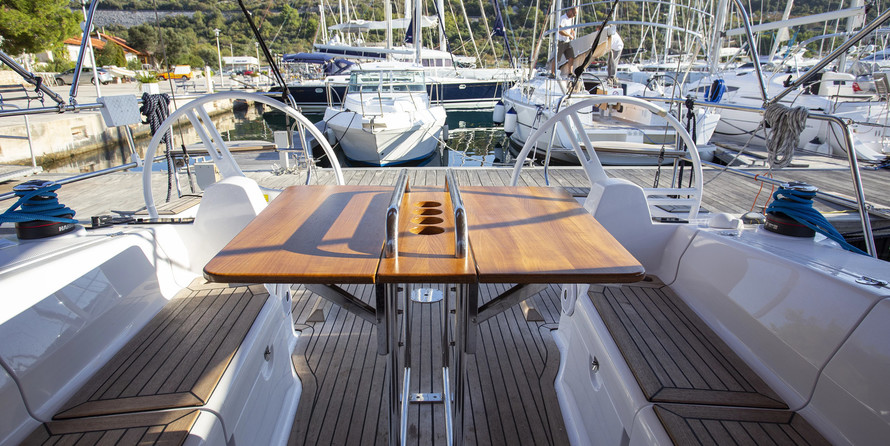 Elan 40 Impression