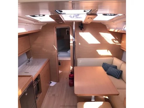 Dufour 390 Grand Large