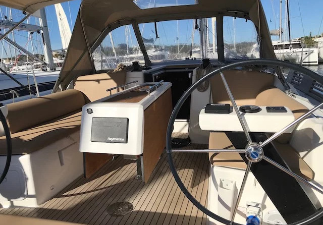 Dufour 390 Grand Large