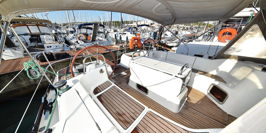 Sun Odyssey 44 i