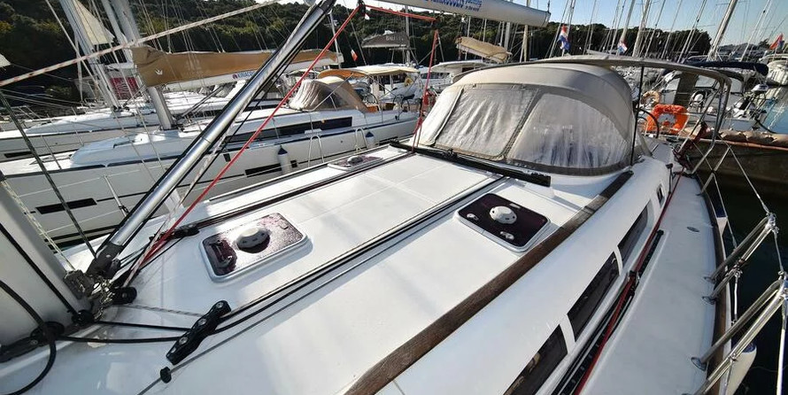 Sun Odyssey 44 i