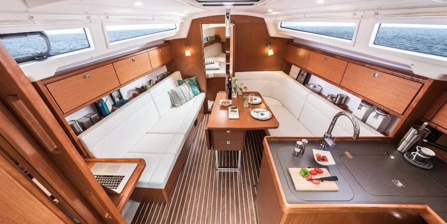 Bavaria Cruiser 34 - 2 cab.