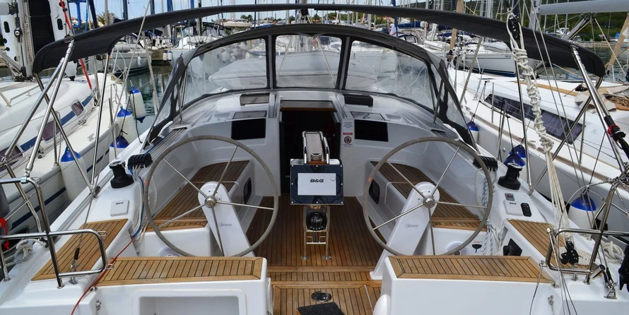 Hanse 415