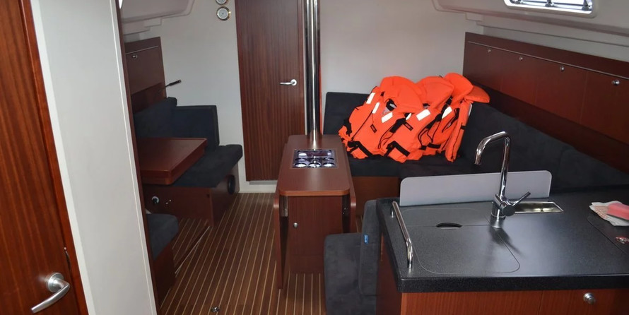 Hanse 415