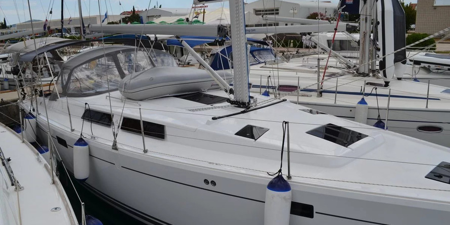 Hanse 415