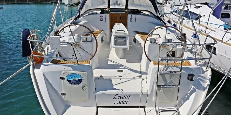 Beneteau Cyclades 43.4