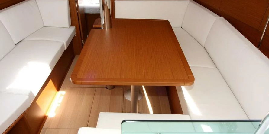 Jeanneau Sun Odyssey 389