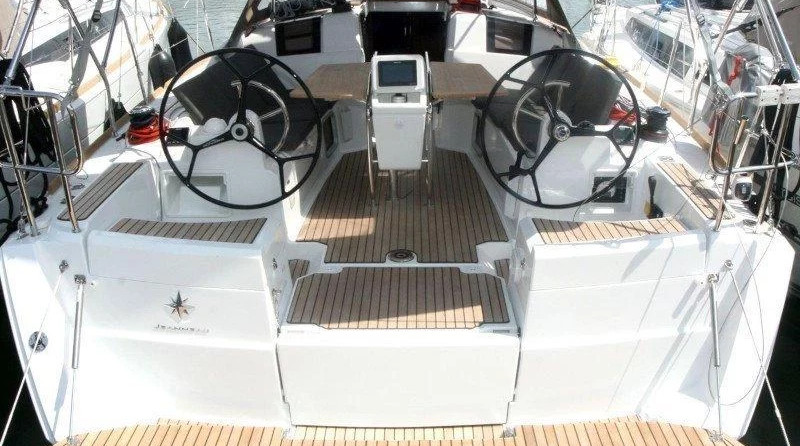 Jeanneau Sun Odyssey 389