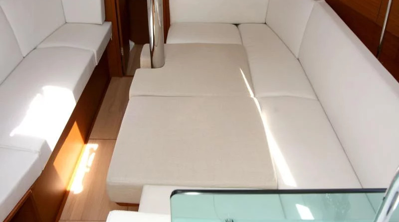 Jeanneau Sun Odyssey 389