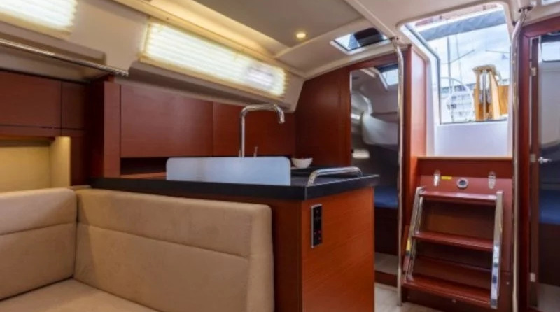 Hanse 388