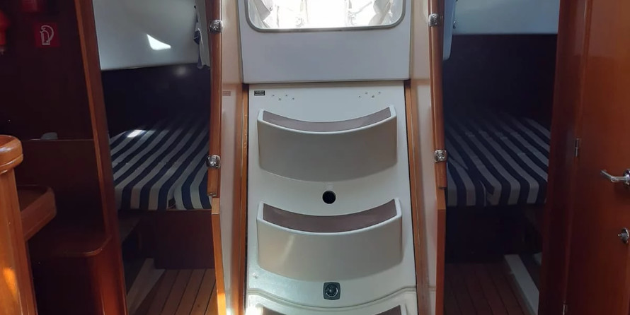 Oceanis 411