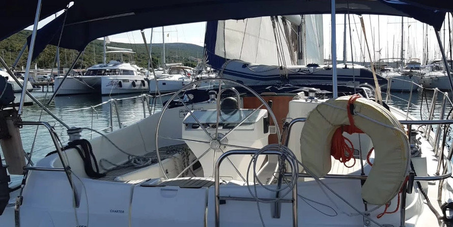 Oceanis 411