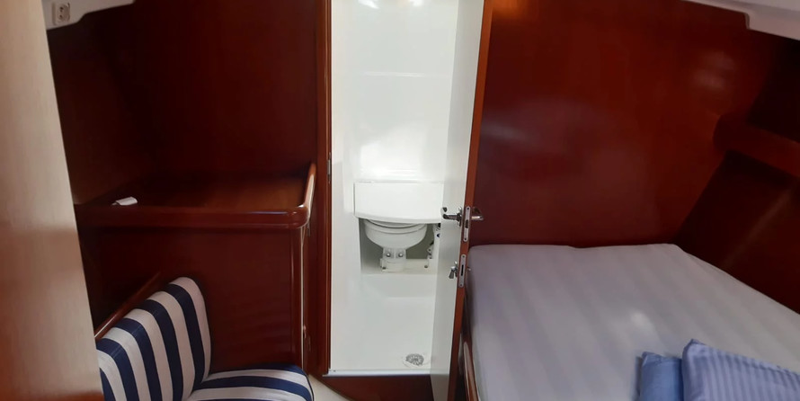 Oceanis 411