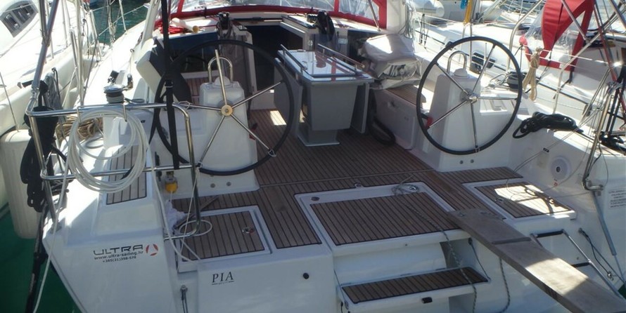 Beneteau Oceanis 38.1