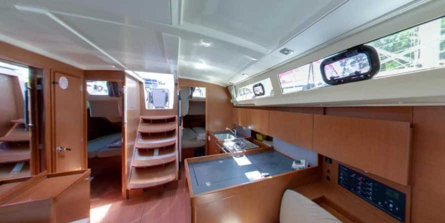 Beneteau Oceanis 38.1