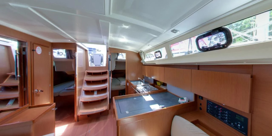 Beneteau Oceanis 38.1