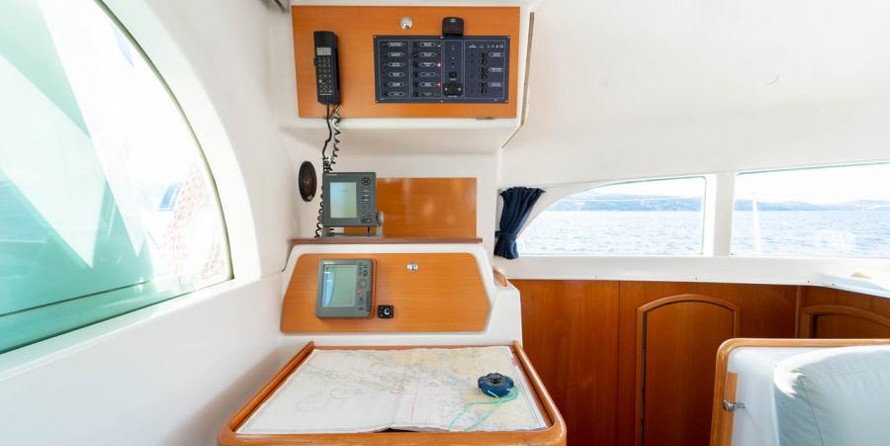 Lagoon 380 - 4 + 2 cab.