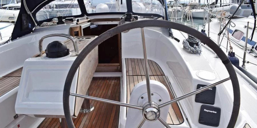 Bavaria CRUISER 34