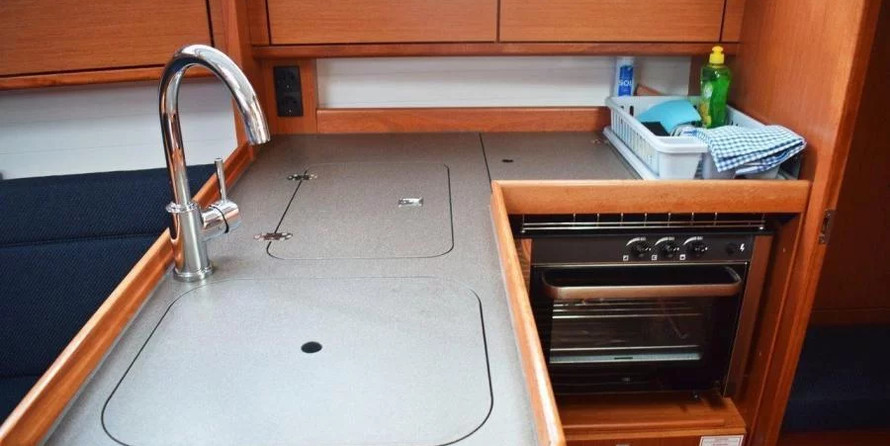 Bavaria CRUISER 34