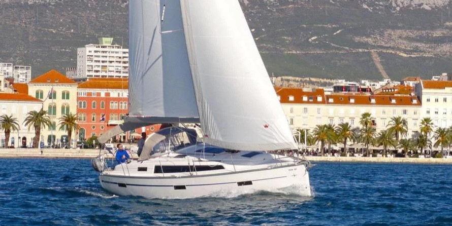 Bavaria 37 Cruiser