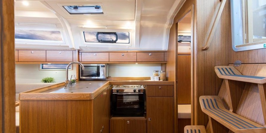 Bavaria 37 Cruiser