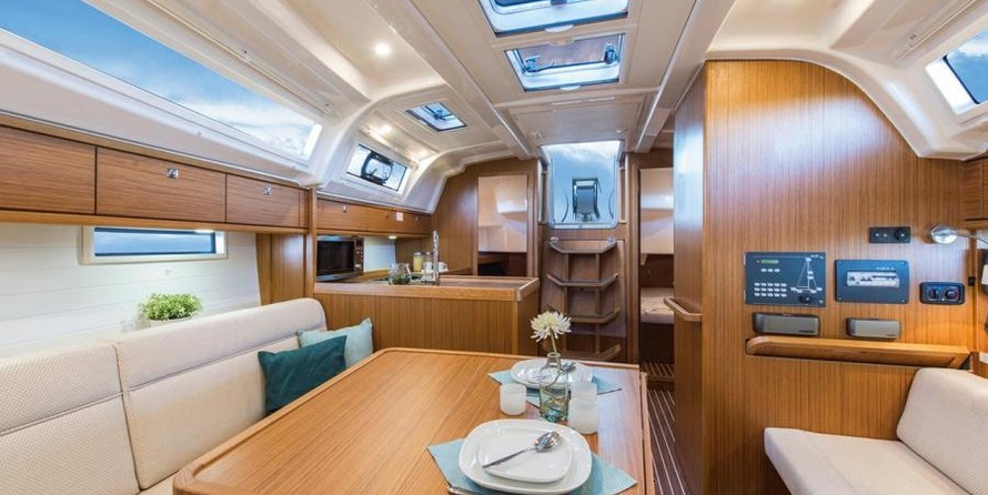 Bavaria 37 Cruiser