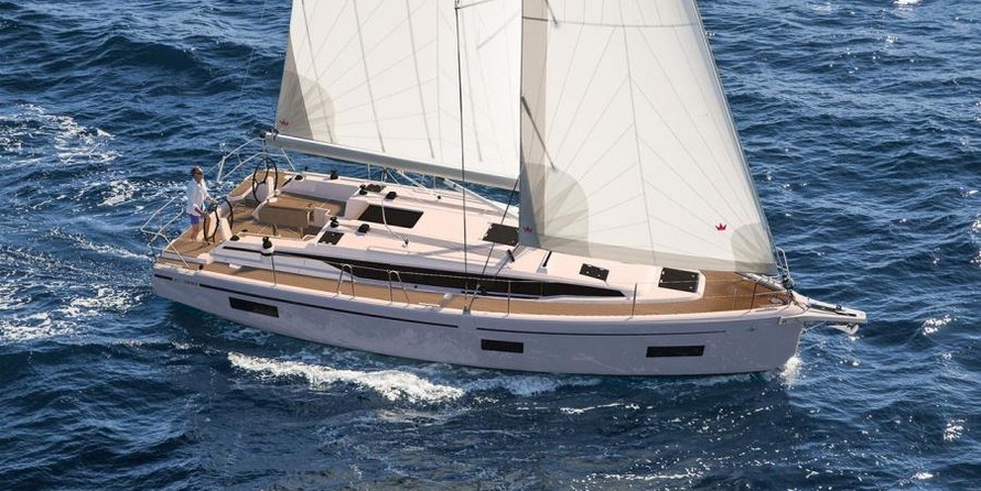 Bavaria C38
