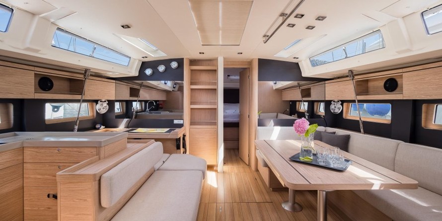 Beneteau Oceanis 51.1