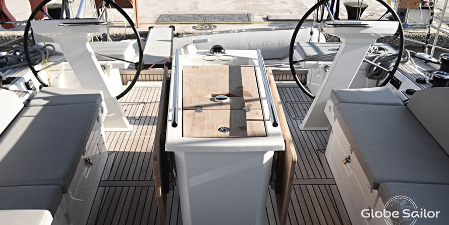 Beneteau Oceanis 51.1