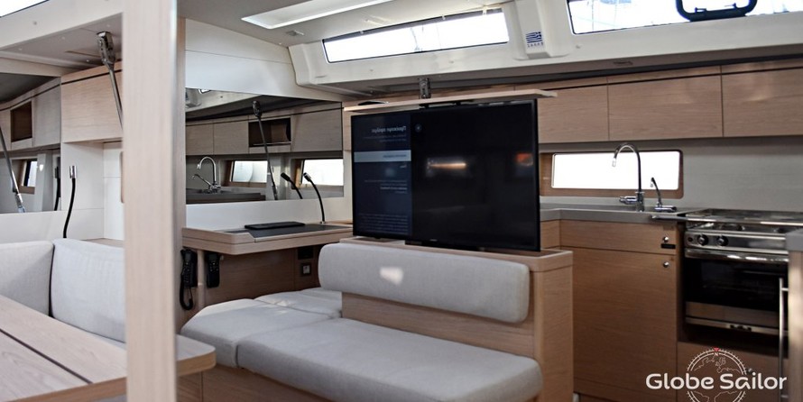 Beneteau Oceanis 51.1