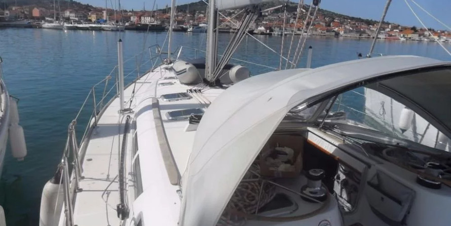 Sun Odyssey 49