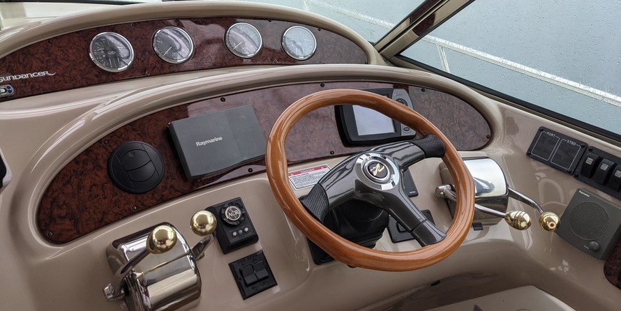 Sea Ray 460 Sundancer