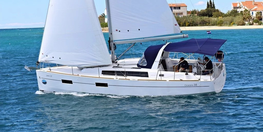 Beneteau Oceanis 38.1