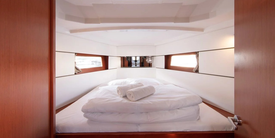 Beneteau Oceanis 38.1