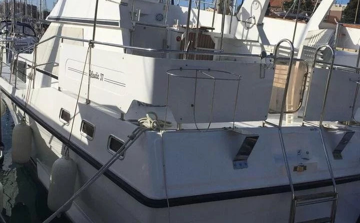 Atlantic 37