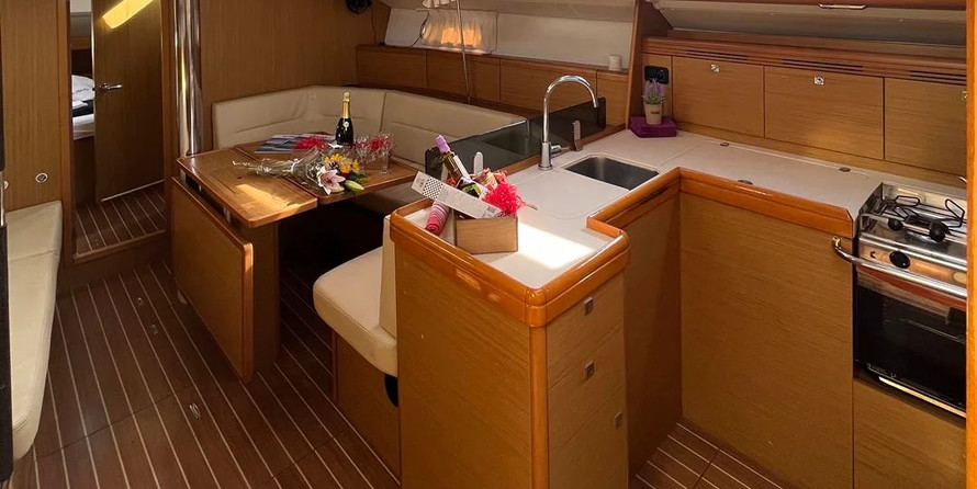 Sun Odyssey 42 i Performance