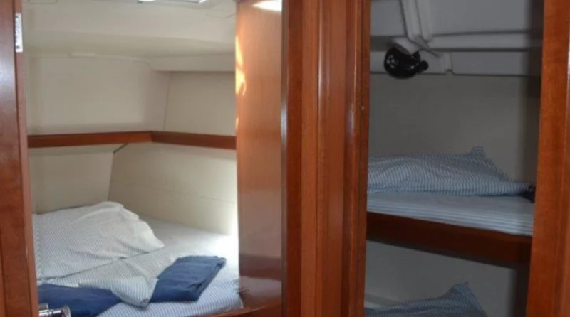 BENETEAU Oceanis 43.4 REFIT 2018