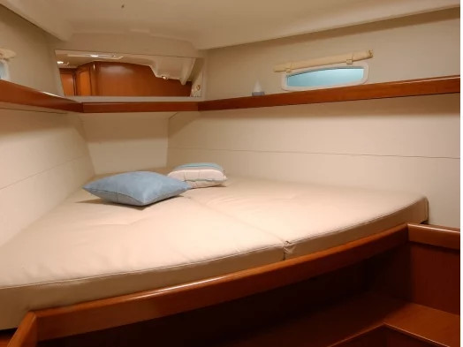 BENETEAU Oceanis 43.4 REFIT 2018