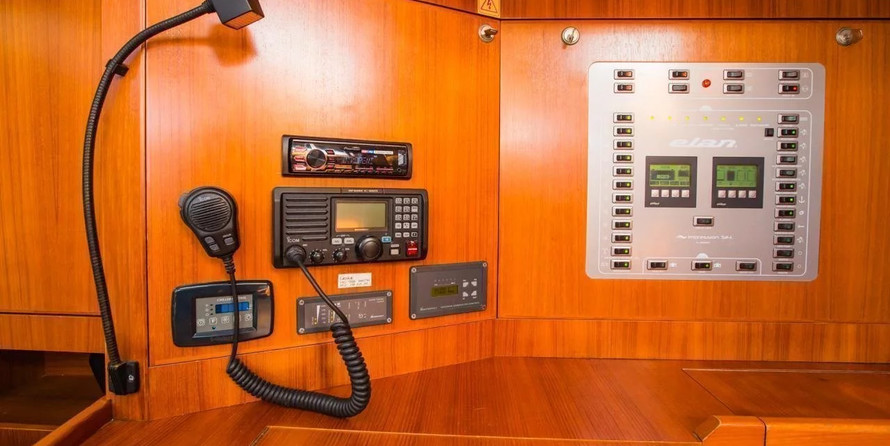 Elan 514 Impression - 4 + 1 cab.