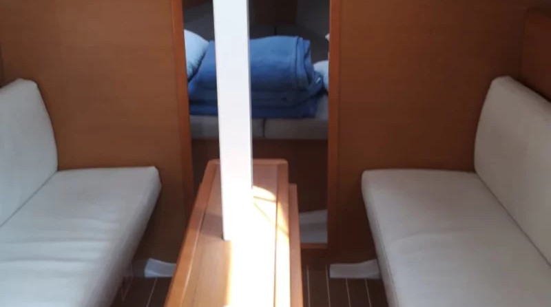 Sun Odyssey 33i