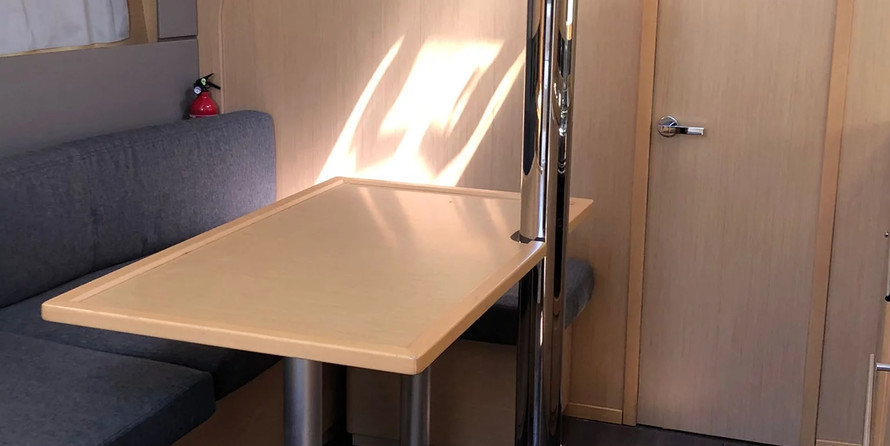 Beneteau Oceanis 38.1