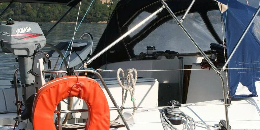 Sun Odyssey 37