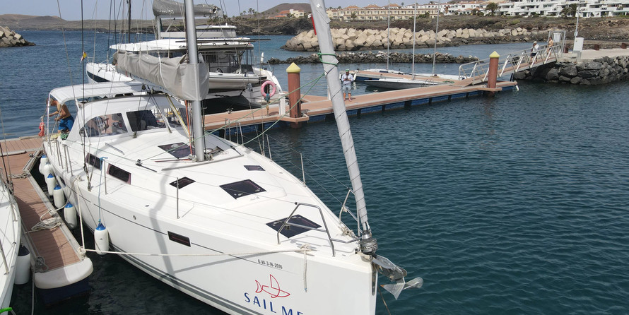 Hanse 415
