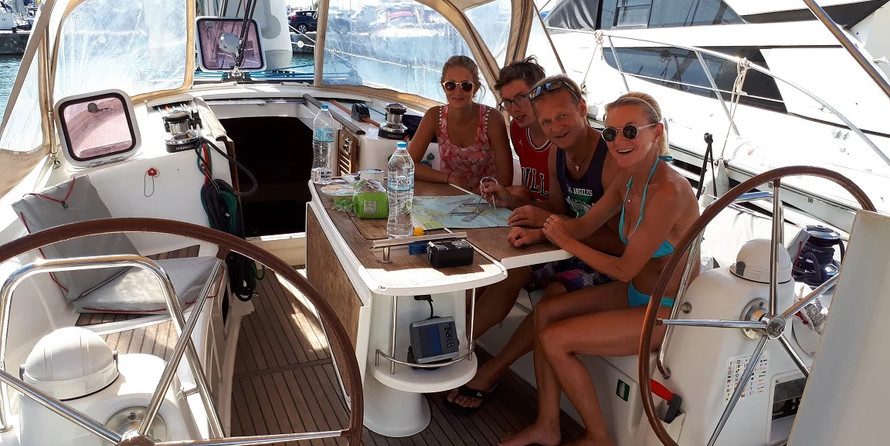 Beneteau Oceanis 40