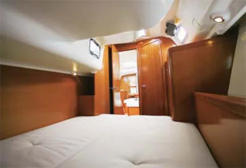 Beneteau Oceanis 40