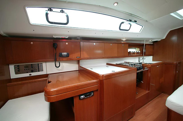 Beneteau Oceanis 40
